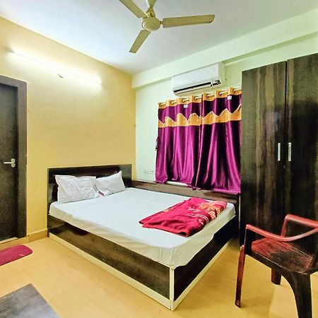 Rest Inn Hotel Newtown Road Near Tata Medical Калькутта Экстерьер фото