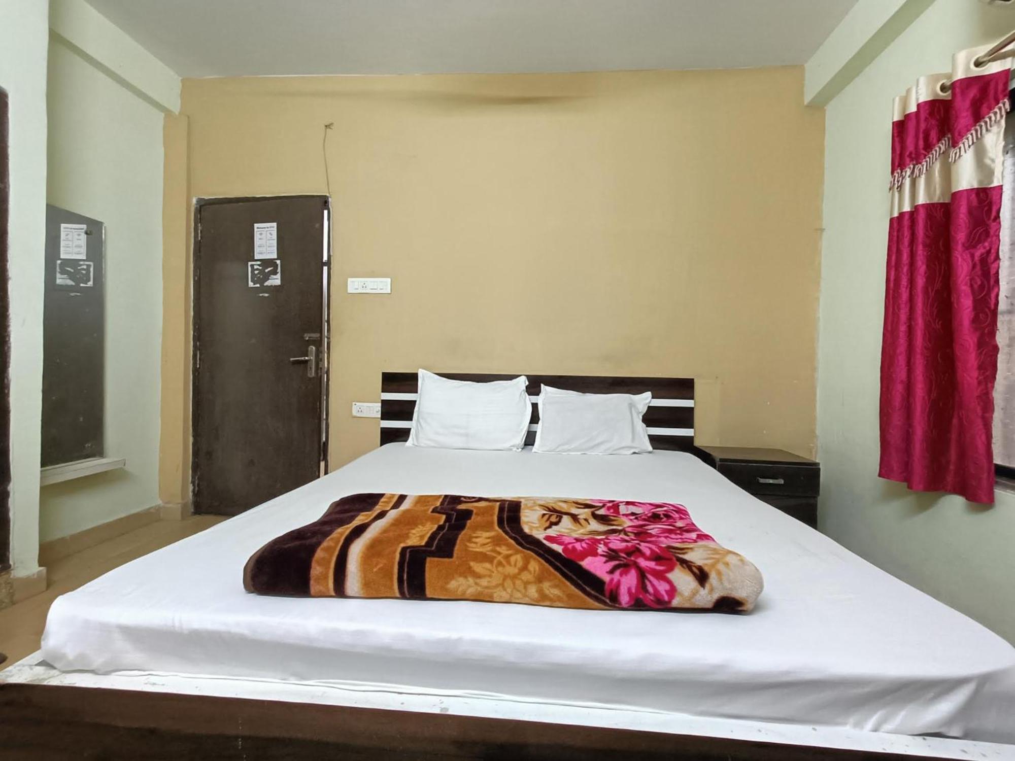 Rest Inn Hotel Newtown Road Near Tata Medical Калькутта Экстерьер фото