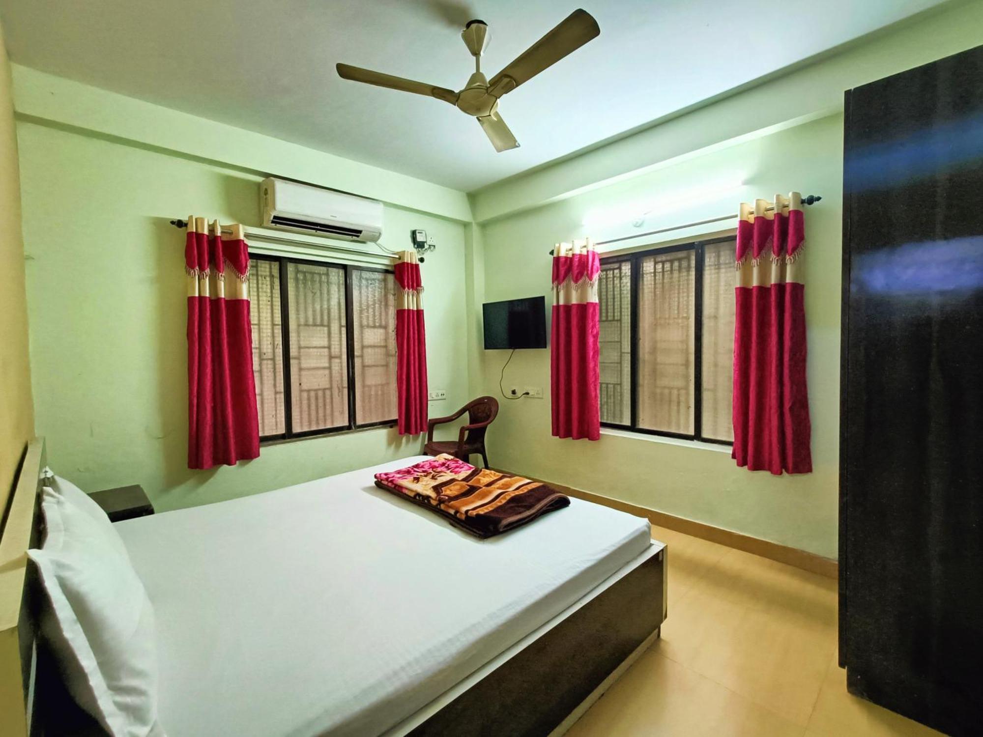 Rest Inn Hotel Newtown Road Near Tata Medical Калькутта Экстерьер фото